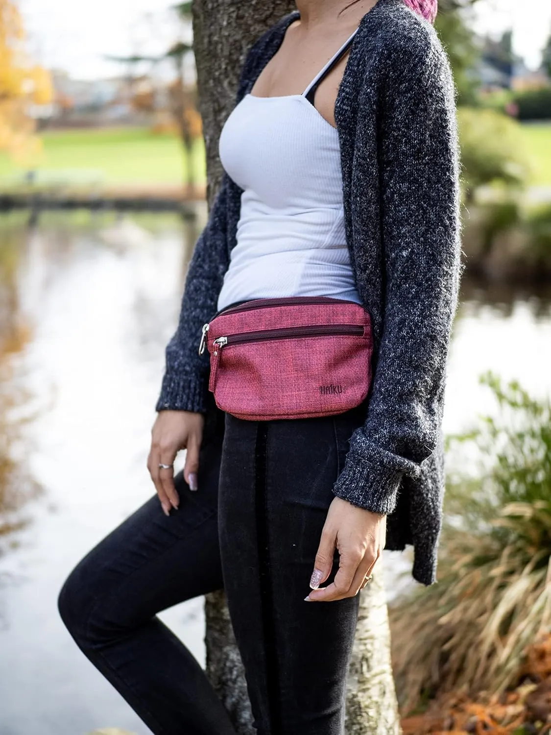 Haiku Hopper | Waist, Hip, Fanny Pack, Belt Bag Purse | with adjustable belt Clip | Poppy Berry