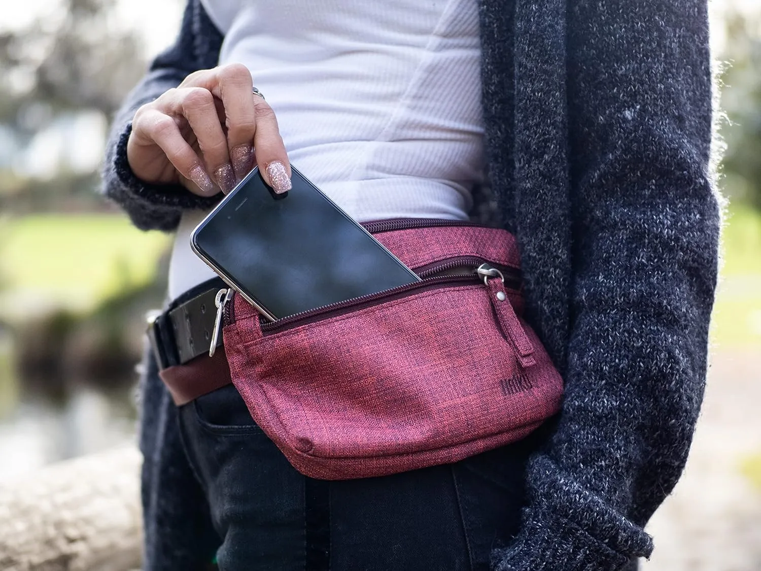 Haiku Hopper | Waist, Hip, Fanny Pack, Belt Bag Purse | with adjustable belt Clip | Poppy Berry